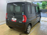 当店では車両本体価格以外に、諸費用を含めた支払総額も表示しておりますので、お客様の予算にピッタリのおクルマお選びができます。コーティングやJAFをセットにしたオトクな購入パックも好評です。