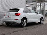 Q2 1.0 TFSI スポーツ 