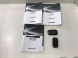 【キーレス】少し離れた場所からでもボタン一つでドアの開錠・施錠ができるのでとっても便利!ドアの鍵穴周りに傷をつけることもありません♪