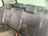 シートは適度な硬さによって長時間の運転でも疲れにくいと定評があります。国産車とは全く違った座り心地ですが、長年培われた欧州の椅子文化をご体感ください。