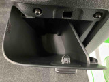 3.「認定中古車カルテ」は、走行距離や修復歴に加えてキズ・凹みの有無・状態や消耗品の交換、過去の整備状況がわかります。