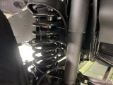 お車を安心してお乗りいただく為には、足回りの定期点検が欠かせません。サービスサポート(有償保証)では無料点検もご提供しており、安心のカーライフをお過ごしいただけるサポート体制が整っています。