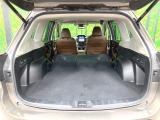 普段のお買い物や通勤、送迎等に十分な荷室スペースを確保しております。セカンドシートを倒すと、大きな荷物の積載も可能です♪