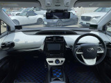 プリウス 1.8 S E-Four 4WD 修復歴無し