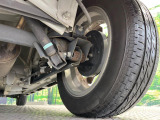 お車を安心してお乗りいただく為には、足回りの定期点検が欠かせません。サービスサポート(有償保証)では無料点検もご提供しており、安心のカーライフをお過ごしいただけるサポート体制が整っています。