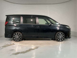 その他にも各種保険、お車の買取(T-UP)、JAF、TSカード、携帯電話などの取扱いをしております。詳しくはスタッフにお尋ねください。