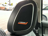 ヘッドレストにも、BOSEスピーカーがあり、より高い音質を楽しめます。