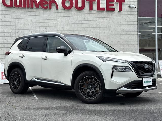 エクストレイル 1.5 G e-4ORCE 4WD 4WD 本革シート