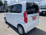アダプティブクルーズコントロール レーンアシスト ステアリングアシスト パークセンス ナビ フルセグTV CD/DVD Bluetooth 前席シートヒーター スマートキー LEDヘッドライト オートライト 電格ミラー