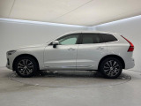 全国のVOLVOからお取り寄せが可能※!遠方の店舗に展示してあるクルマが気になる場合も、最寄りの店舗でご購入ただくことが可能です!是非私たちに要望をお聞かせください!※別途費用
