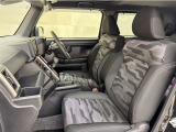 トヨタ中古車「まるごとクリーニング」施工済。外装はもちろん内装はシートを外して見えない所まで徹底洗浄しています。