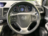 【ステアリングスイッチ】運転中、前方から目線をそらすことなく、オーディオ等の操作が可能な便利機能!安心&快適なドライブを演出してくれます♪