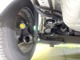お車を安心してお乗りいただく為には、足回りの定期点検が欠かせません。サービスサポート(有償保証)では無料点検もご提供しており、安心のカーライフをお過ごしいただけるサポート体制が整っています。