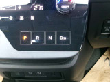 ボタン式シフトになります。