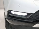 フォグライトもLEDライトで、夜間運転時・雨天時・濃霧時と視界の確保を補助してくれます!