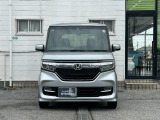 お買い上げ頂いたお車は、納車前に定期点検を実施させて頂きます! 様々な基準で、クルマ本体や設備などHondaディーラー専門スタッフが点検・整備まで行いますのでご安心下さい。