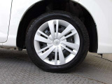 タイヤサイズは165/65R14です