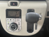 自社認証工場を完備しておりますので、納車前の車検・整備や、アフターメンテナスもばっちりですので、安心して当社にお任せ下さい。また、当社にて車輌ご成約のお客様はオイル交換永久無料のサービス付きです!