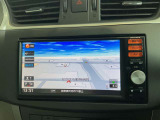 日産純正メモリーナビ(MM113D-W)装備、USB接続・SDオーディオ再生やBluetooth携帯電話対応、フルセグ地デジTVも見れます。