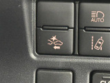 【PCS:プリクラッシュセーフティ】システムが前方の車・障害物に衝突すると判断した場合、自動でブレーキを作動させ、衝突した時の被害を軽減します。