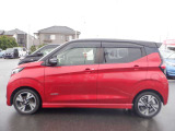 内外装およびエンジンル-ムなど専用クリ-ニング致します。車両クリ-ニングのプロが施工致しますので!高品質な1台に蘇りますよ♪(全在庫無料施工)