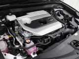 M20A-FXS型 2.0L 直4 DOHCエンジンと 交流同期電動機のハイブリッドシステム搭載、駆動形式は4WDです。