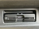 すっきり埋め込み型ETC車載器(高速道路の利用時に 料金所の通過をスムーズに行うために自動で料金を精算するシステム)