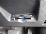 ナビ画面に連動したETCを装備しています。 過去に利用した利用料金も一目で分かって、とっても便利です。 ETCの抜き忘れ、挿し忘れも警告してくれるので安心ですね。
