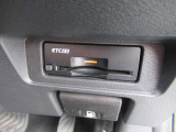 『ETC2.0』を装着しています♪♪ 有料道路での料金所の手間を省いて運転に集中できます♪♪ 車から離れる時はカードの抜き取りをお忘れなく♪♪