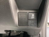 急ハンドル時などに起こる横すべりを制御するVSAを搭載!