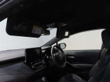 バニティーミラーが運転席についています