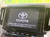 【9インチ ディスプレイオーディオ】大画面ディスプレイへお持ちのスマートフォンと連携して、ナビやbluetoothでの音楽再生が可能です♪デザインはもちろん操作性も良好!別途ナビ機能の取付可能です♪