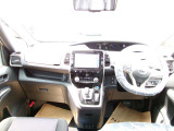 セレナ 1.2 e-POWER ハイウェイスターV 