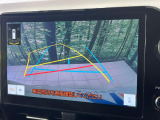 【バックカメラ】駐車時に後方がリアルタイム映像で確認できます。大型商業施設や立体駐車場での駐車時や、夜間のバック時に大活躍!運転スキルに関わらず、今や必須となった装備のひとつです!