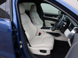 高級感のある内装は、シートの痛みや擦れも少なくご満足いただける事と思います。【インテリアガードコーティング】にて、コンディション維持も容易となるご提案も可能でございます。お気軽にお申し付け下さい。