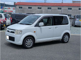 当店では 『低価格の軽自動車』 を中心に販売しています。またトラクターや油圧ショベルの取り扱いにも注力してますので、興味のある方はぜひお電話下さい!