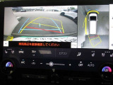 パノラミックビューモニター付きです。車両を上から見たような映像をディスプレイオーディオ画面に表示、運転席からの目線だけでは見にくい、車両周辺の状況をリアルタイムでしっかり確認できます。