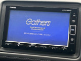【メーカー純正ナビ】インテリアに溶け込むスタイリッシュな「専用設計」メーカーナビを装備♪視認性や操作性など基本性能にも優れ、より上質なカーライフをお楽しみいただけます。