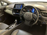 分かりやすく操作しやすい運転席まわりです☆