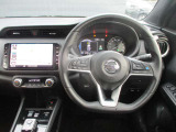 キックスの運転席廻りになります。