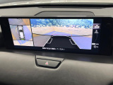 【360&deg;ビューモニター】専用のカメラにより、上から見下ろしたような視点で360度クルマの周囲を確認することができます☆死角部分も確認しやすく、狭い場所での切り返しや駐車もスムーズに行えます。