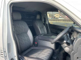 運転席、助手席まわりです。実際お座りいただくのが、分かりやすいと思います。お気軽にご来店ください!