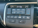 【左右独立温度コントロール式フルオートエアコン(DUAL/SYNC)】運転席側と助手席側でそれぞれ自由に温度設定ができ、快適な風量やモードなどを自動調整します!