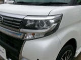 LEDヘッドライトで、明るさはもちろん省エネで環境にもやさしく、夜間の走行や悪天候でも安心です。しかも長寿命!