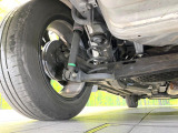 お車を安心してお乗りいただく為には、足回りの定期点検が欠かせません。サービスサポート(有償保証)では無料点検もご提供しており、安心のカーライフをお過ごしいただけるサポート体制が整っています。