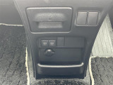 店舗にて現車の確認もいただけますので、お電話で在庫のご確認の上是非ご来店くださいませ。