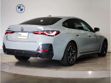 BMWのお車は、&ldquo;駆け抜ける歓び&rdquo;を体現しております。走行の安定性とコーナリングの良さを追求し、思い通りにハンドルの操作可能です。
