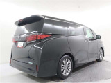リヤ5面はプライバシーガラス☆強い日差しや車外の視線から室内を守ってくれます。