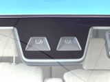【スマートアシスト】走行中に前方の車両等を認識し、衝突しそうな時は警報とブレーキで衝突回避と被害軽減をアシスト。より安全にドライブをお楽しみいただけます。