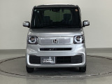 LEDヘッドライトを装備しています。LEDヘッドライトはとても明るく、雨の日や夜間走行も安全・安心です。